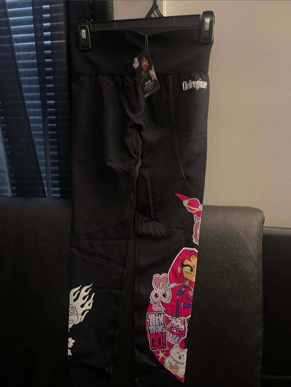 Civil Regime xTeen Titans Go Starfire Scrunch Seamless Leggings Sz M NWT Collab
